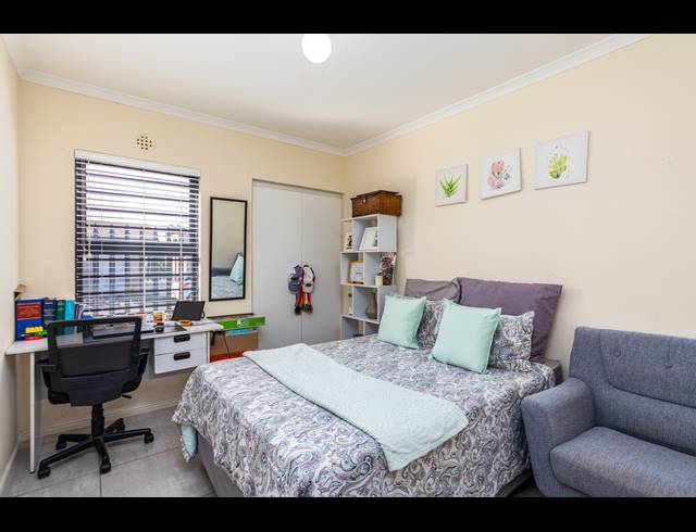 3 BEDROOM FREEHOLD FOR SALE IN PARKLANDS